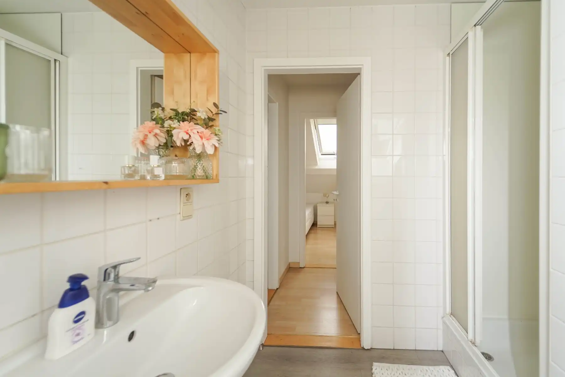 Duplex in hartje Gent met uitzicht op Krook en Laurentplein foto 15