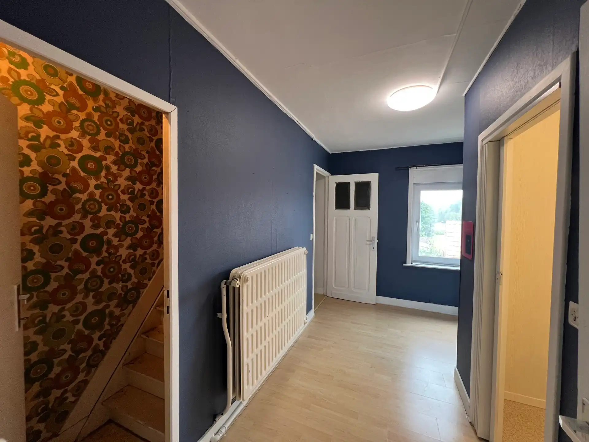 Fantastisch mooi en rustig gelegen te renoveren woning  foto 13