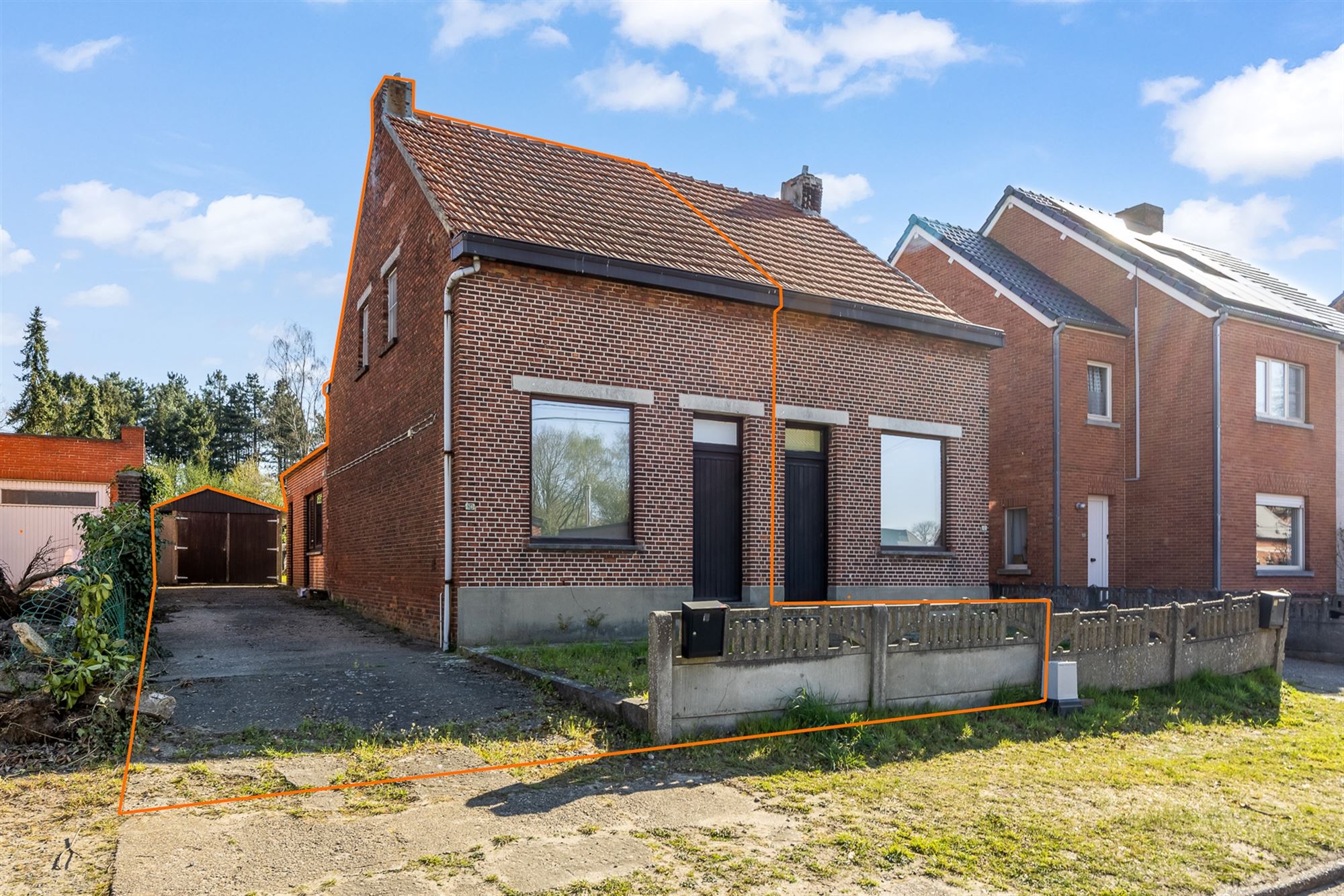 Hoofdfoto van de publicatie: TE RENOVEREN WONING MET 2 SLAAPKAMERS GELEGEN OP EEN PERCEEL VAN 3A94CA TE HAM