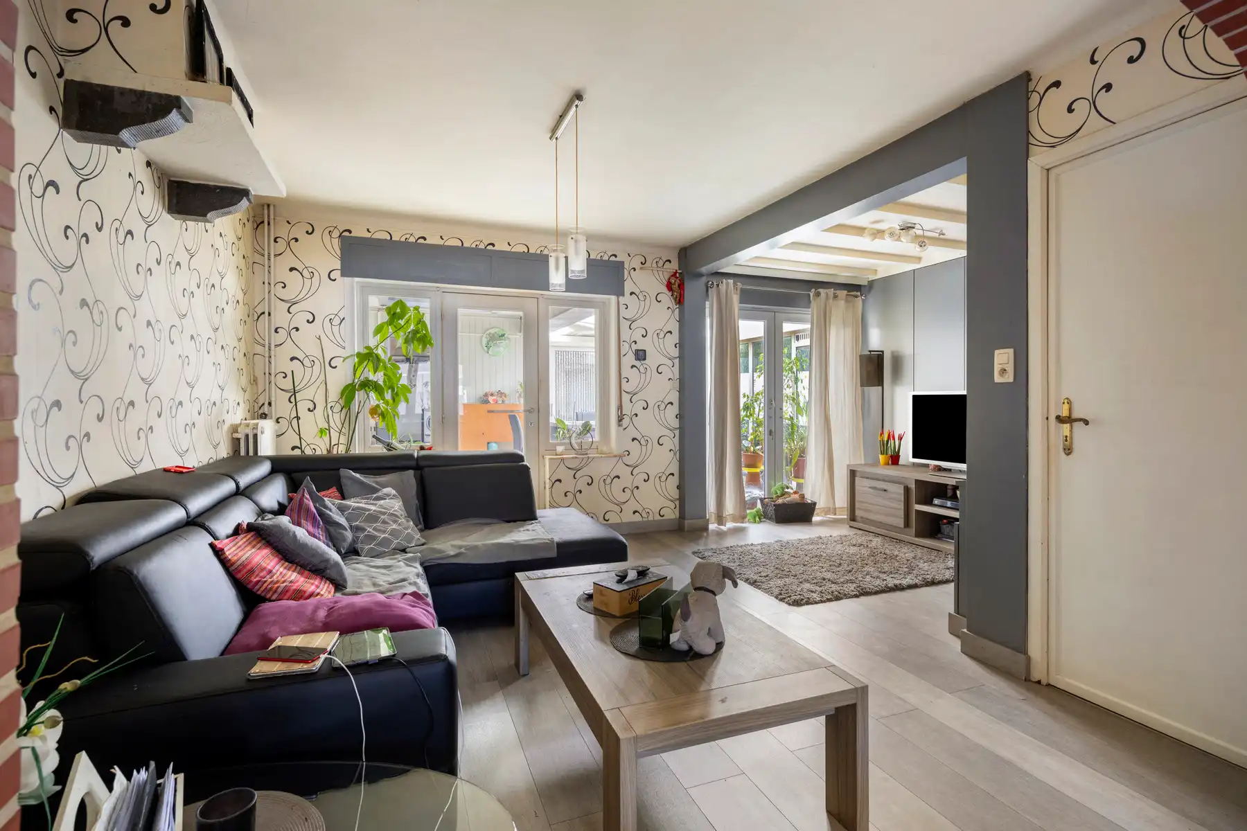 Ruime woning met 3 / 4 slaapkamers en achtergelegen atelier foto 8