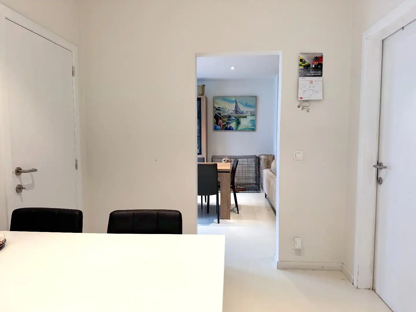 🏡 Te koop in Kooigem – Charmante rijwoning met grote garage & tuin! foto 5