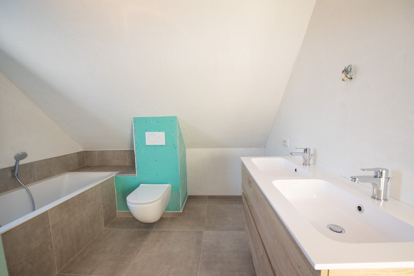 Knappe NIEUWBOUW woning met 3 slaapkamers en leuke tuin op topligging te koop te Olsene!  foto 14