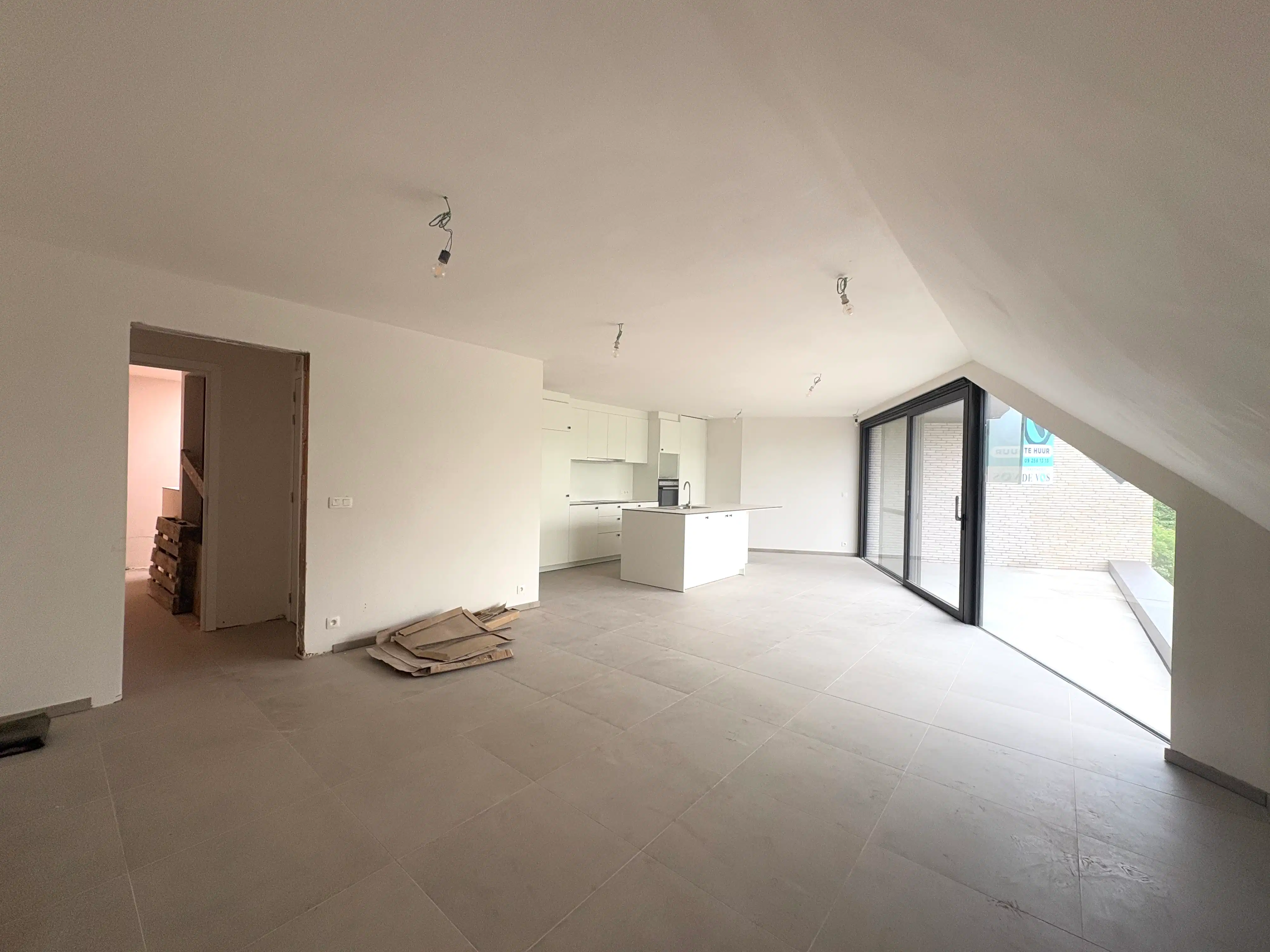 Nieuwbouwappartement met 2 slaapkamers en twee terrassen foto 5