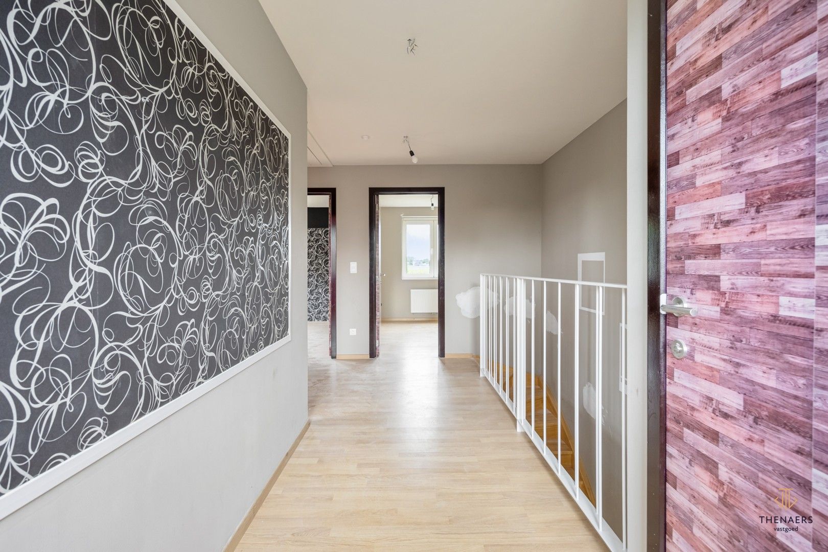 Moderne half‑open bebouwing met 3 slaapkamers op een rustige ligging. foto 11
