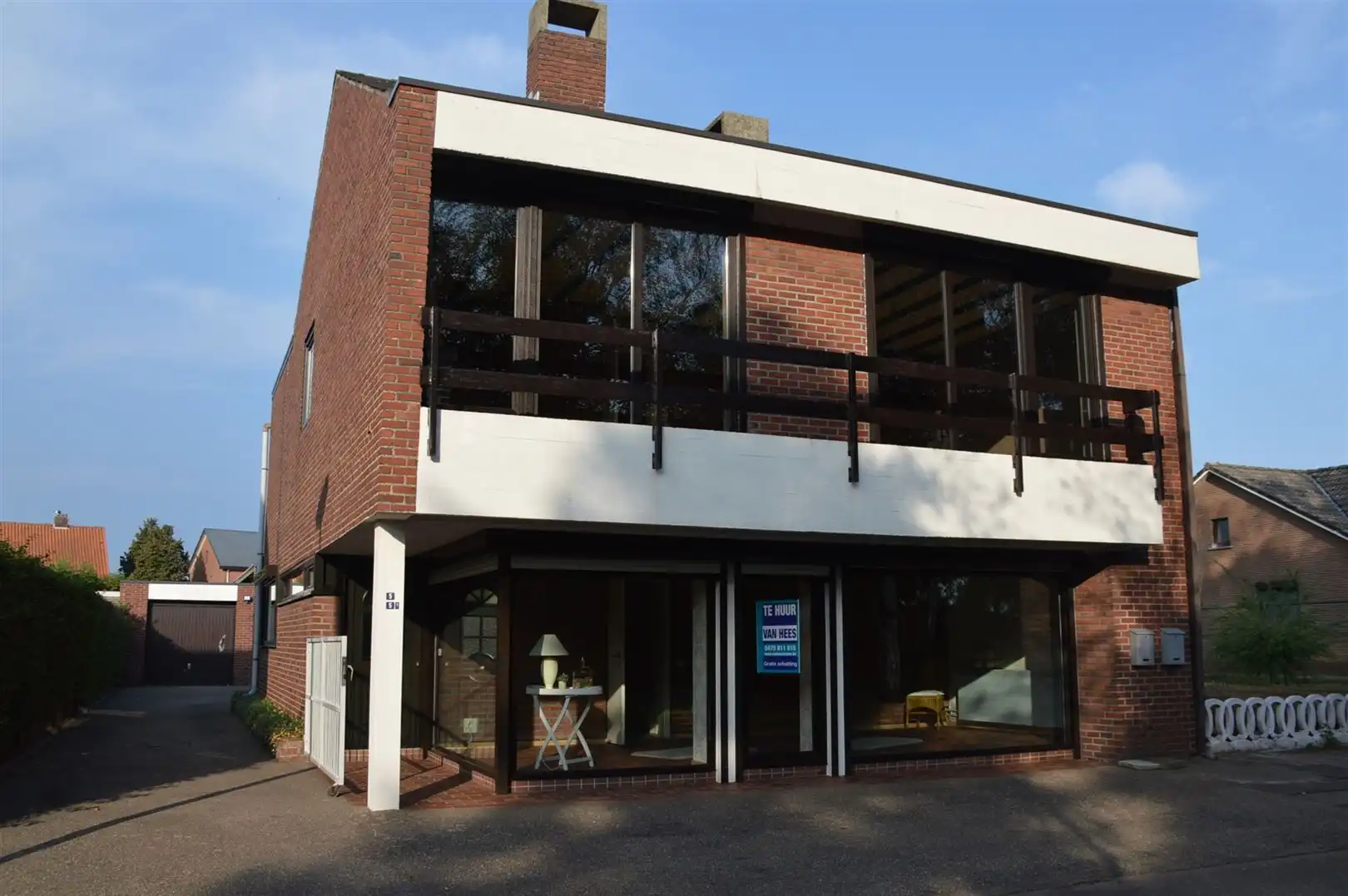 Zwaluwstraat 5  foto {{pictureIndex}}