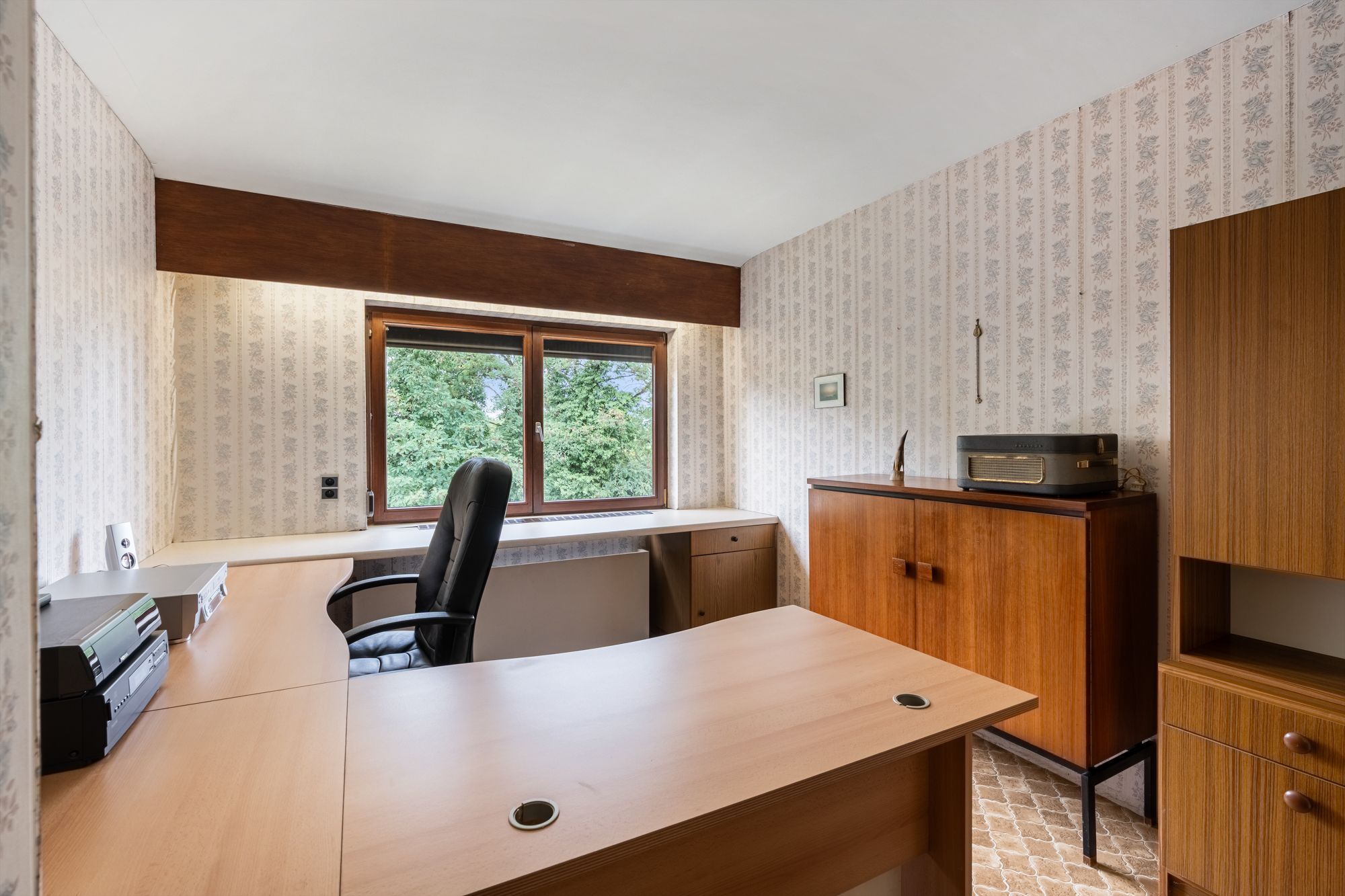 Ruime gezinswoning te koop foto 33