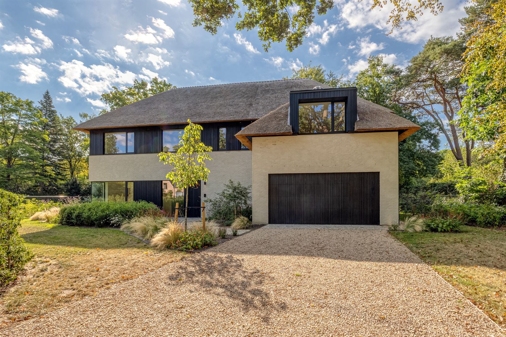 De high-end nieuwe oude Belg foto {{pictureIndex}}