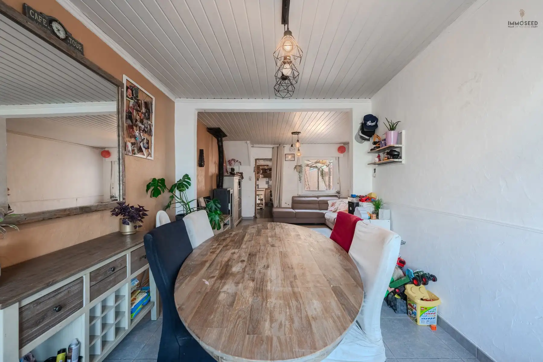 Charmante renovatiewoning hartje Eernegem foto 4