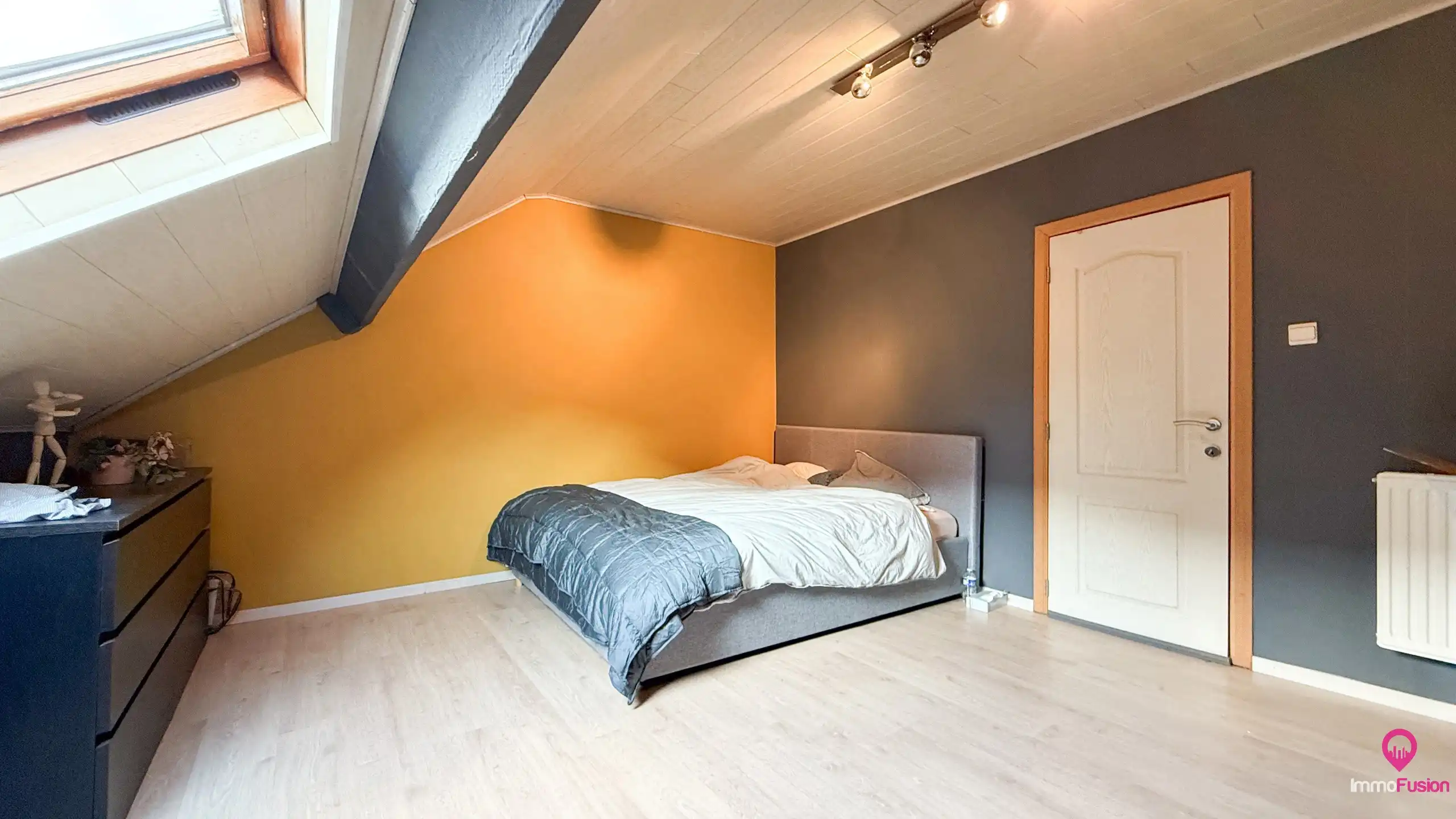  Handelspand met duplex appartement op toplocatie te Diest! foto 17