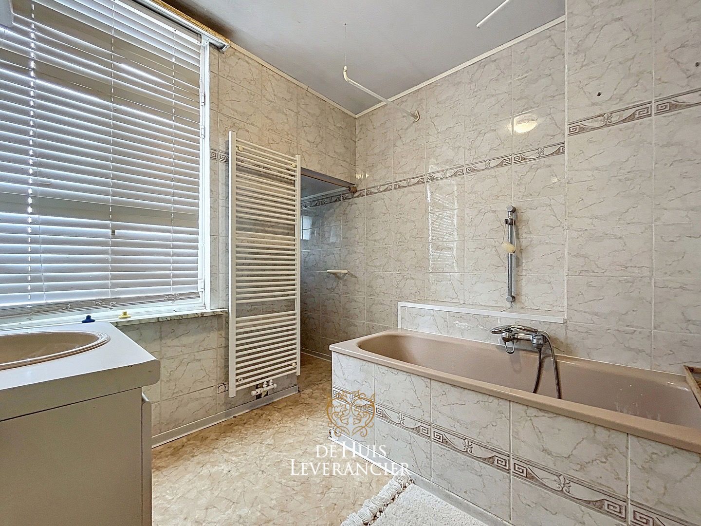 Instapklare woning met drie slaapkamers en twee badkamers foto 15