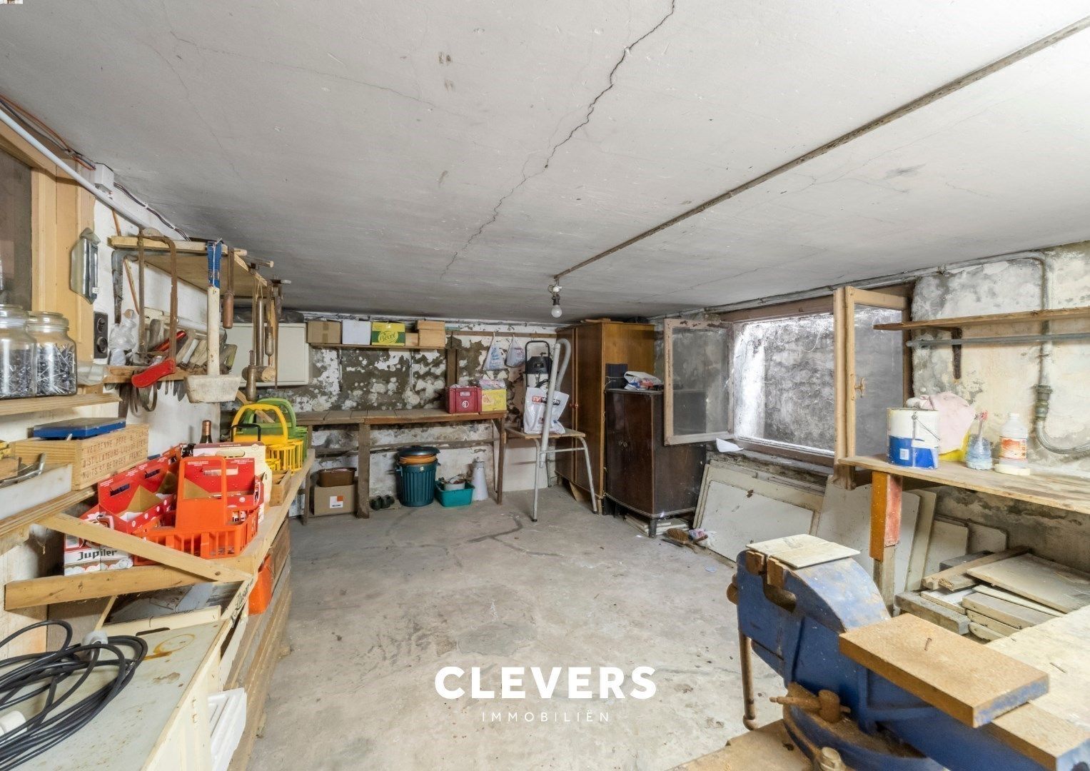 Building met 9 slaapkamers en garage foto 6