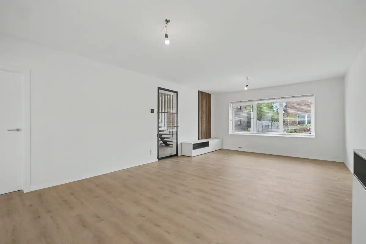 Instapklare en energiezuinige gerenoveerde woning. foto 6