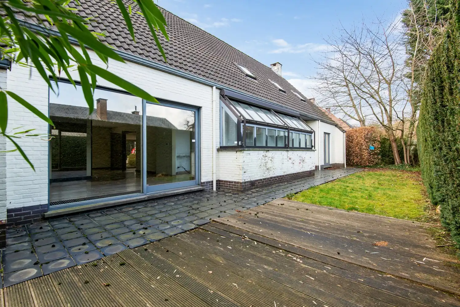 Karaktervolle gezinswoning met tal van mogelijkheden op centrale locatie in Hove foto 3