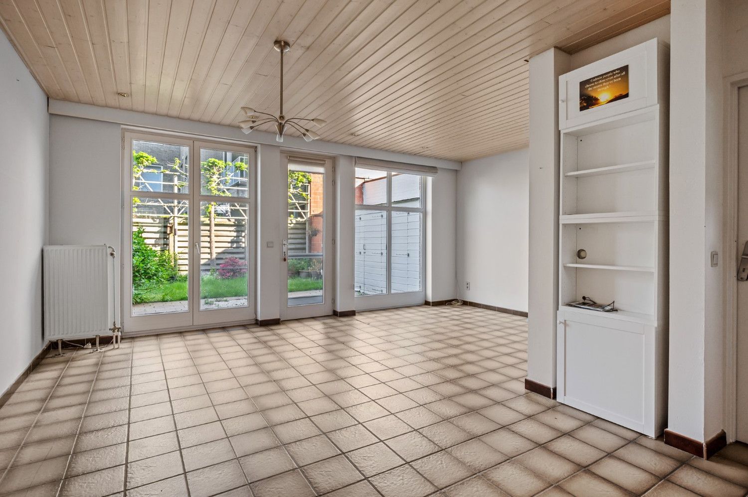 WONING MET 5 SLK EN TUIN TE CENTRUM RANST! foto 2