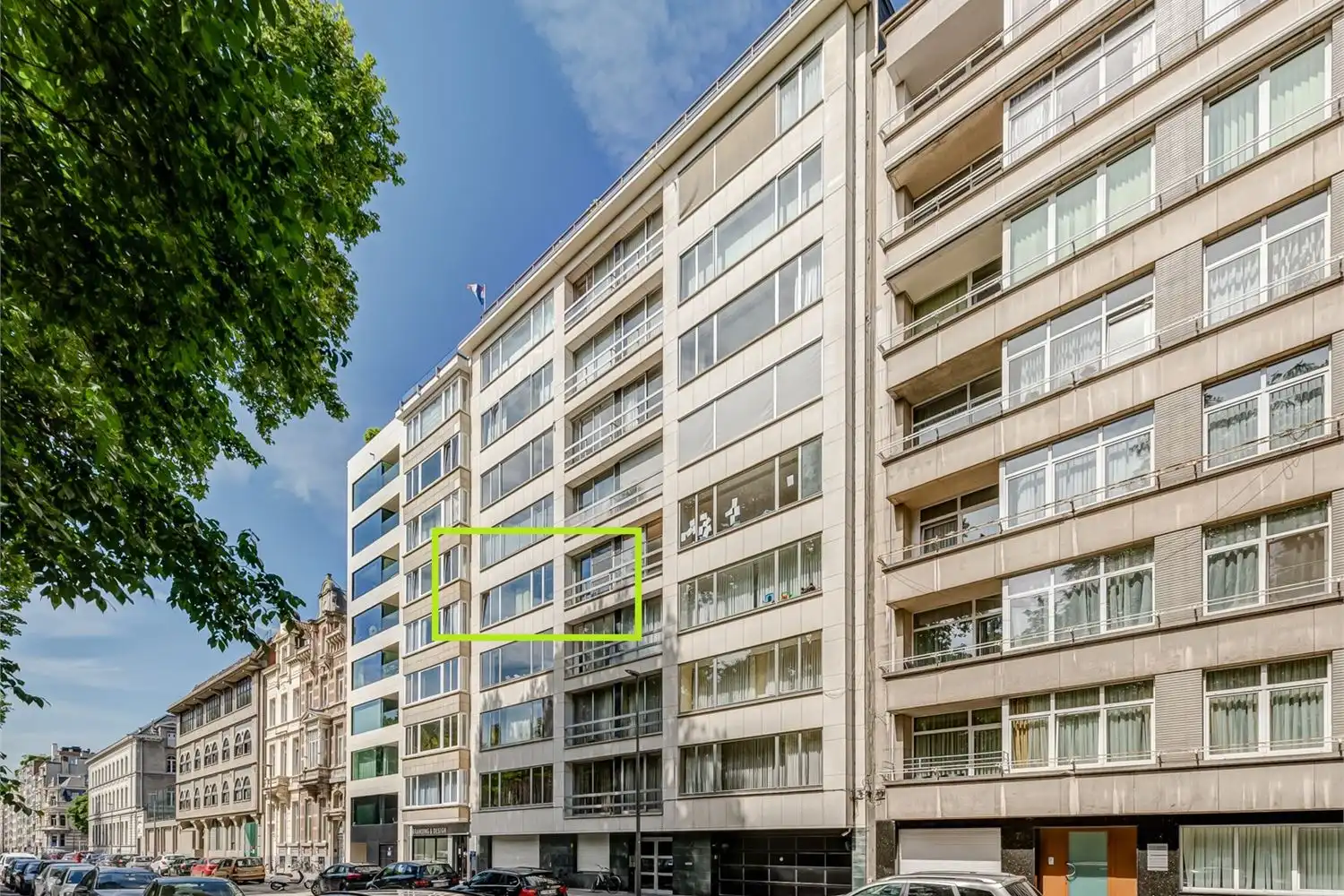 Ruim en lichtrijk 2-slaapkamerappartement (197 m²) met parkzicht en terras op toplocatie foto 16