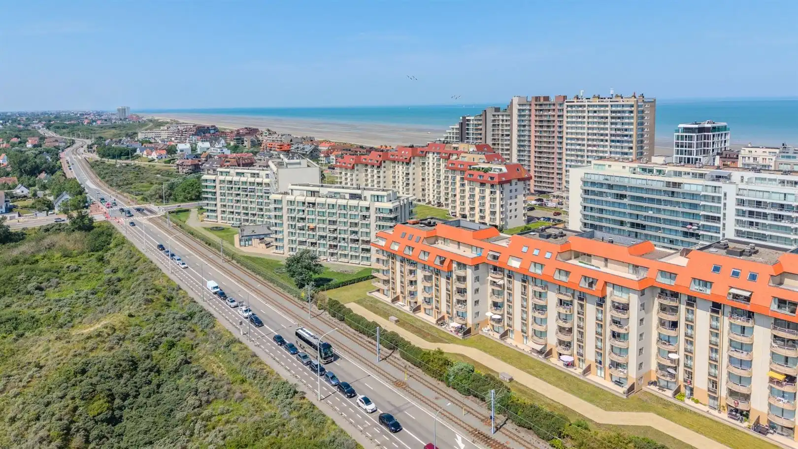 Prachtig zuidgericht appartement met zicht op duinen foto 3