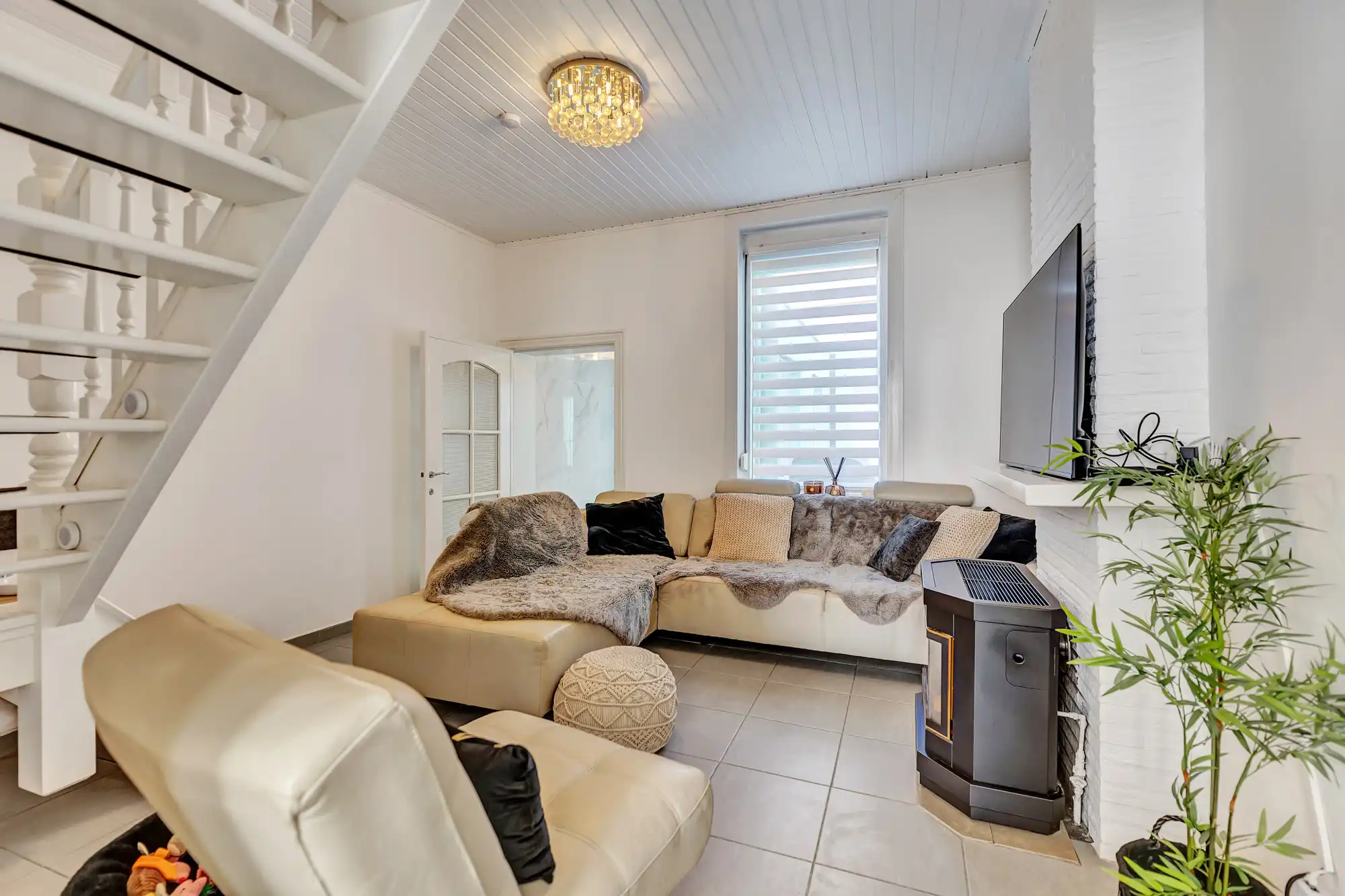 Instapklare starterswoning met 2 slaapkamers foto 5
