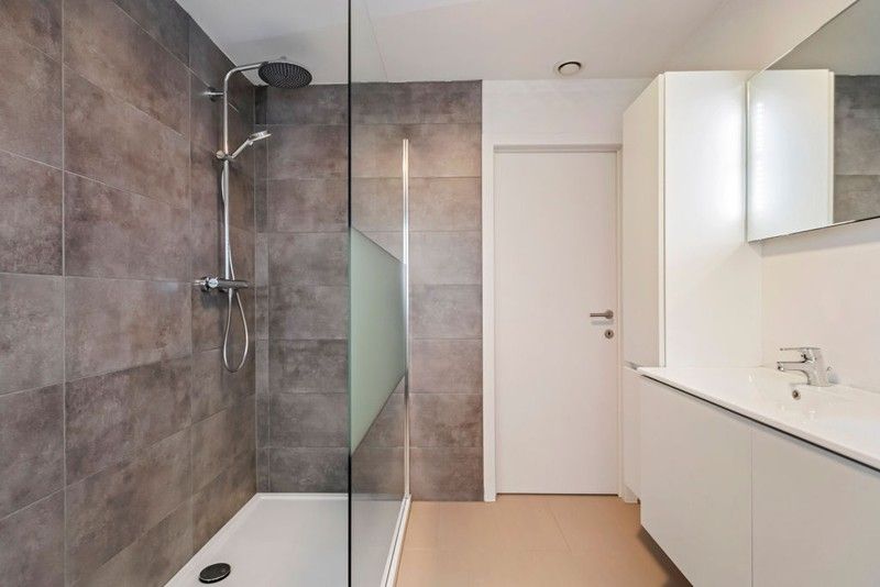 Instapklare woning te koop! foto 9