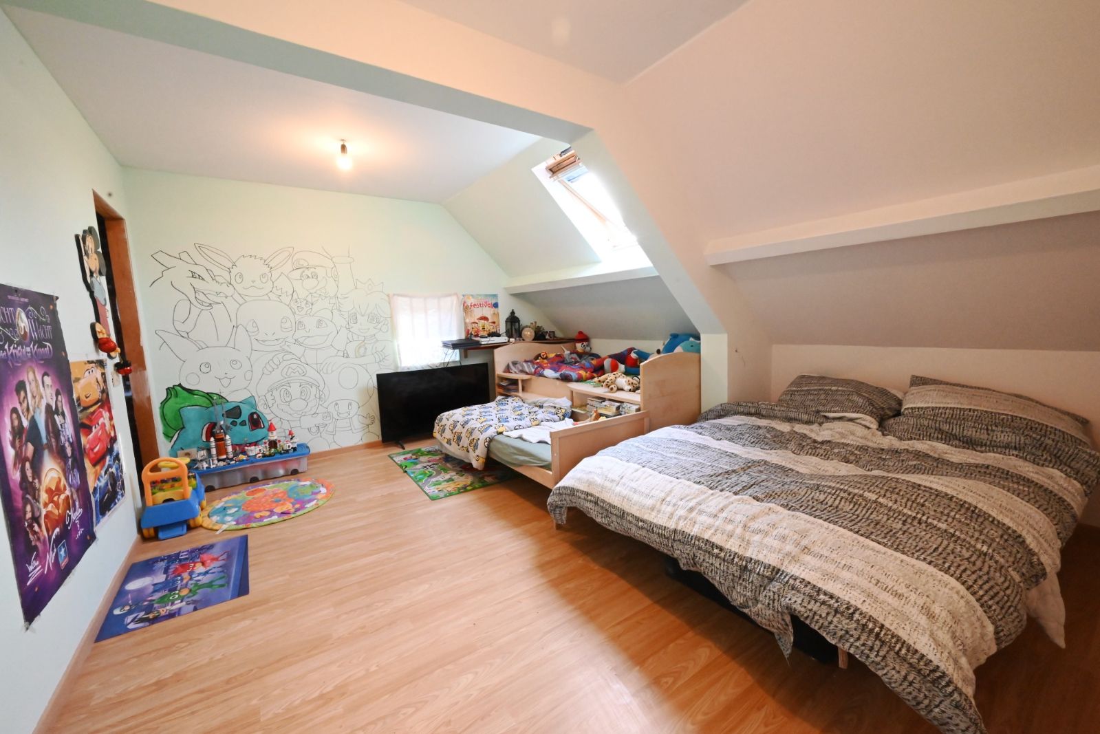 Woning met gunstige ligging in Izegem te koop! foto 11