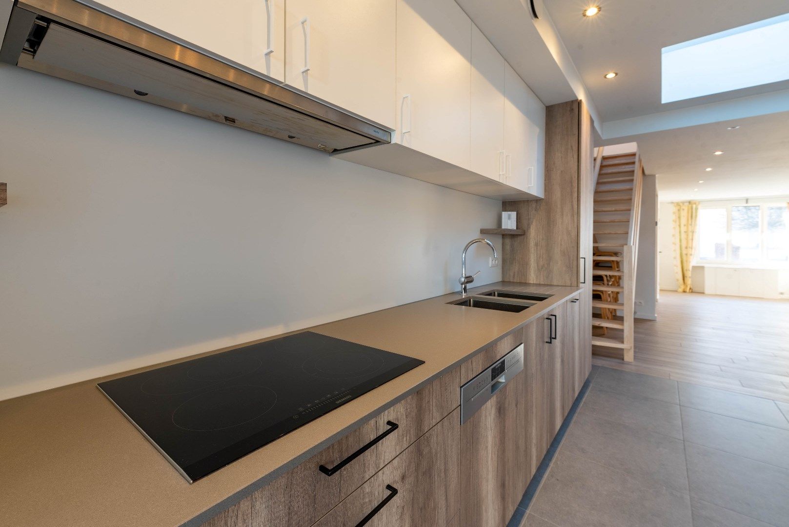 Gerenoveerde woning met twee slaapkamers foto 9