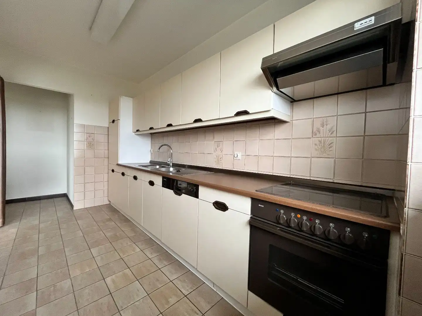 Comfortabel 2-slpk appartement met terras en autostaanplaats foto 7
