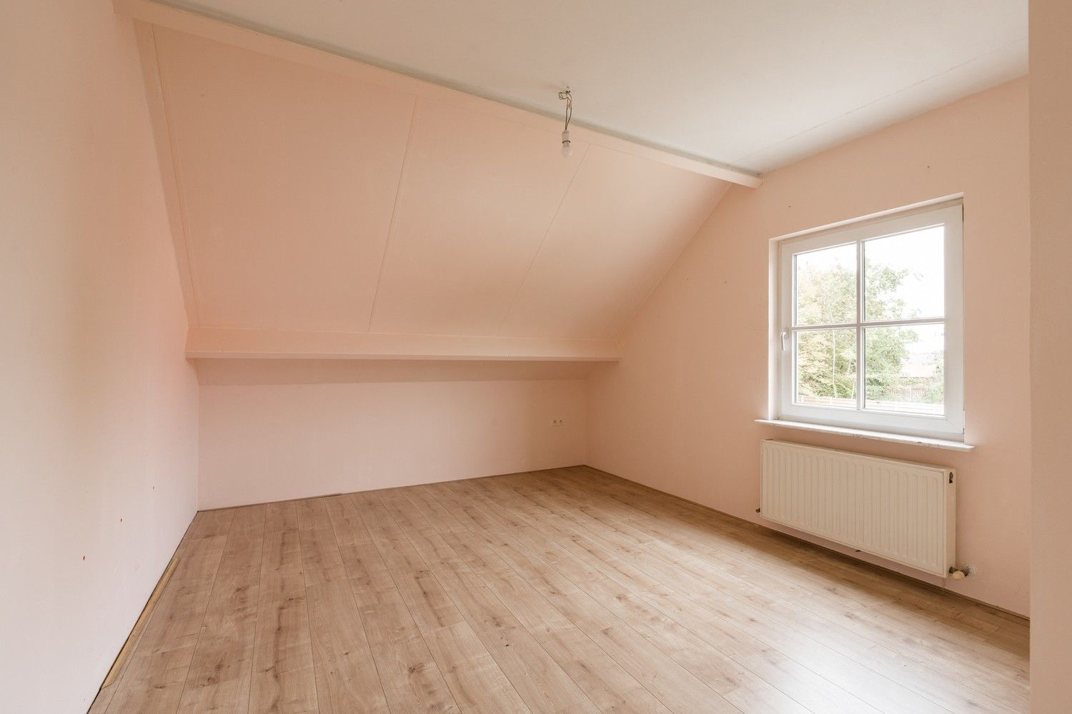 Vrijstaande woning met 5 slk op ruim perceel van 30 are in Pelt foto 27