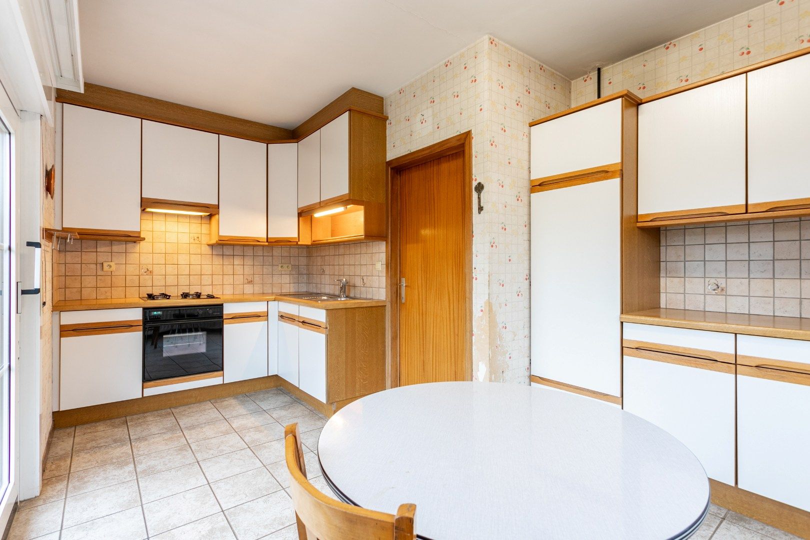 Solide woning met 3 slpk, garage en tuin  foto 9