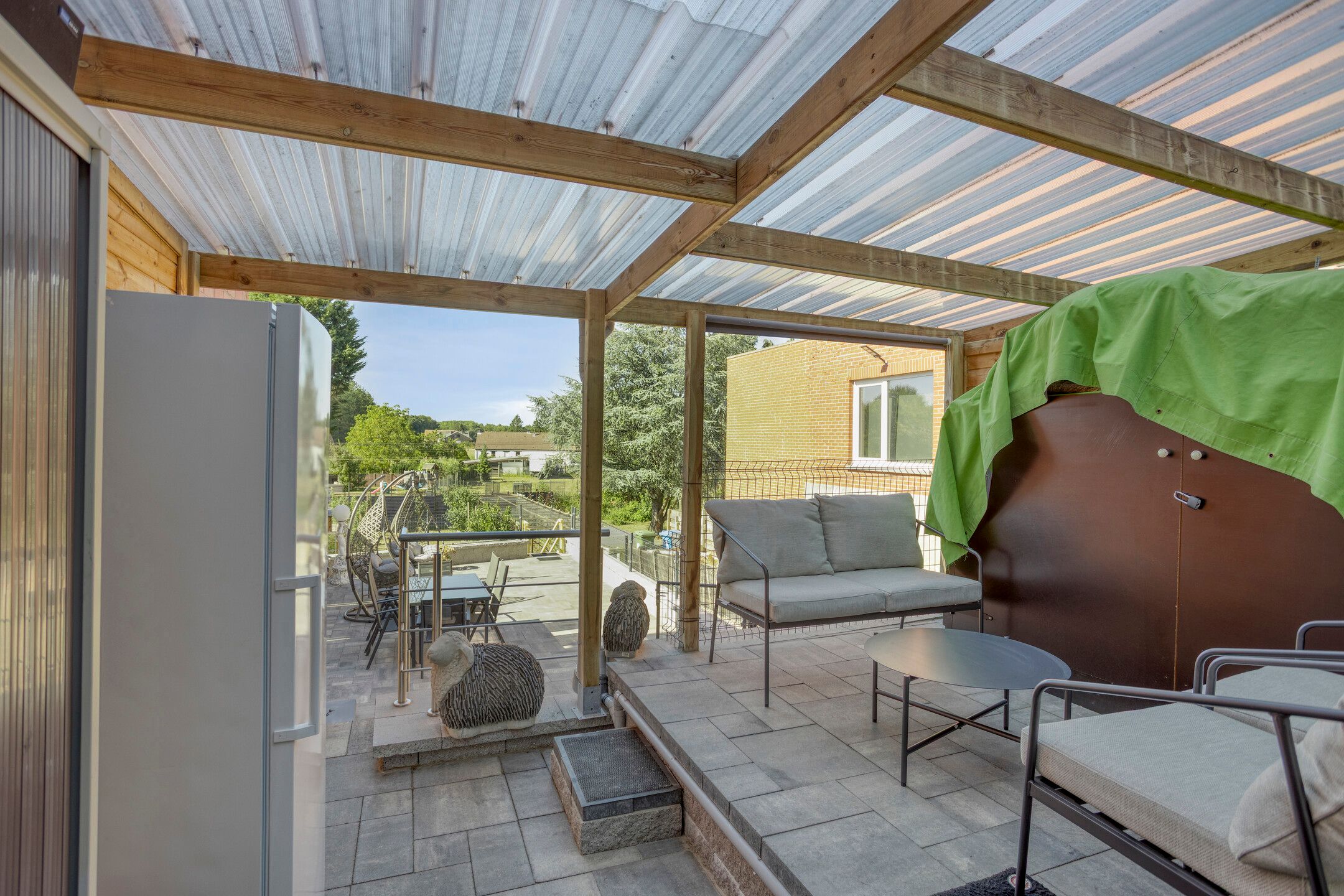 Instapklare gezinswoning met tuin foto 16