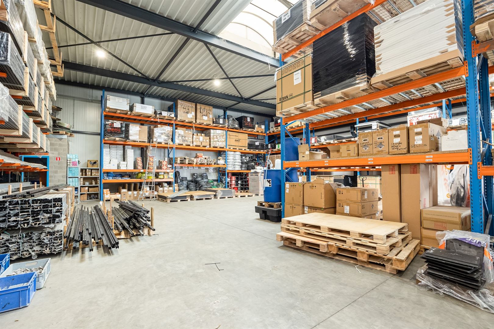 Moderne KMO-unit aan Vaartkaai foto 11