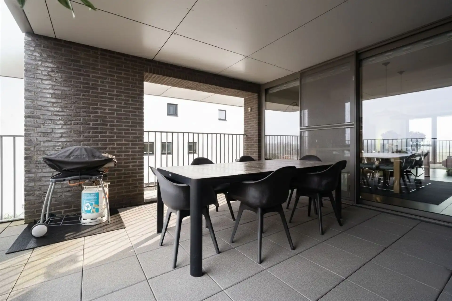 Ruim app op toplocatie met autostaanplaats (+€ 30.000) foto 16