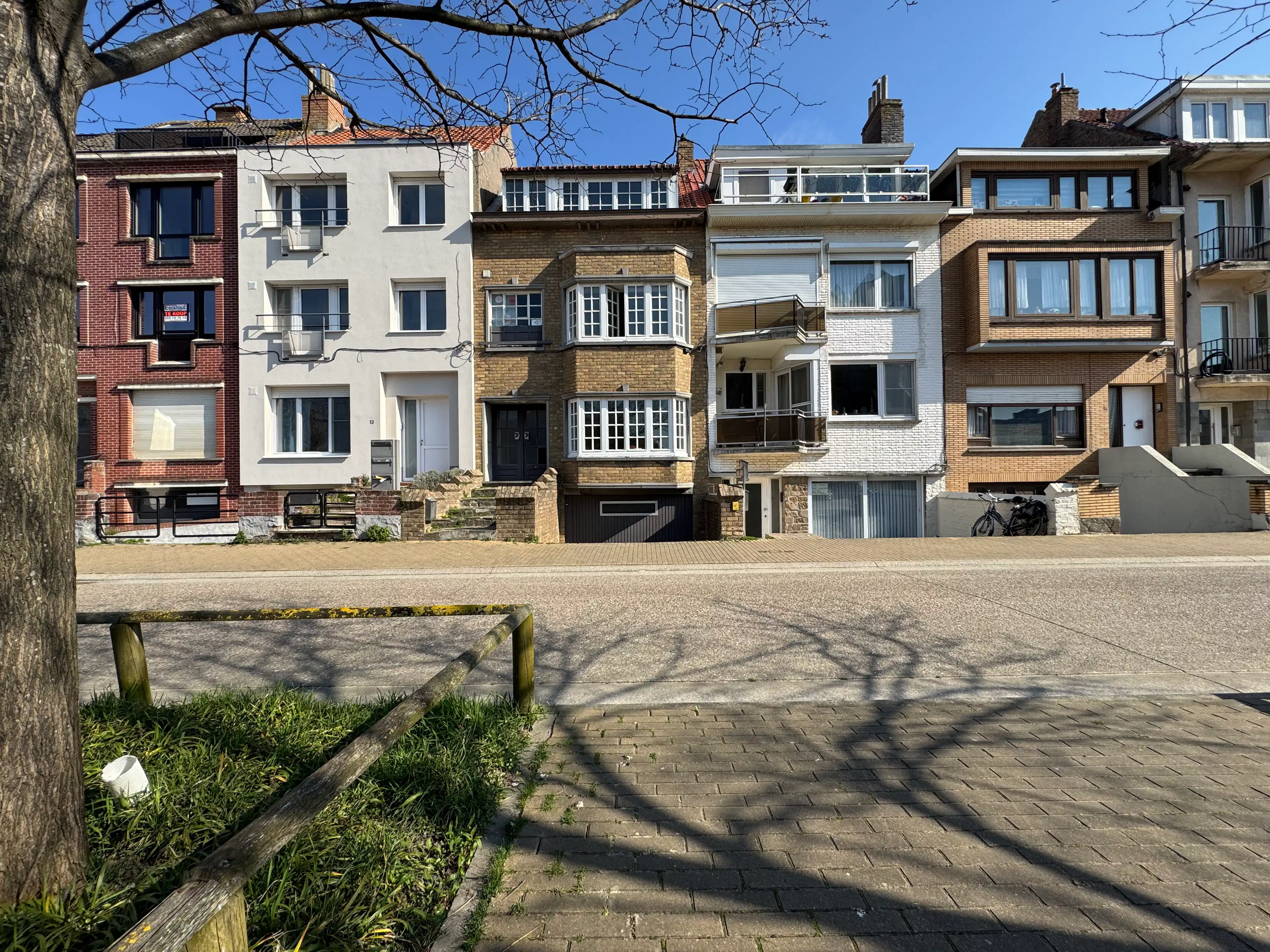 Unieke renovatiekans op topligging in Mariakerke foto 20