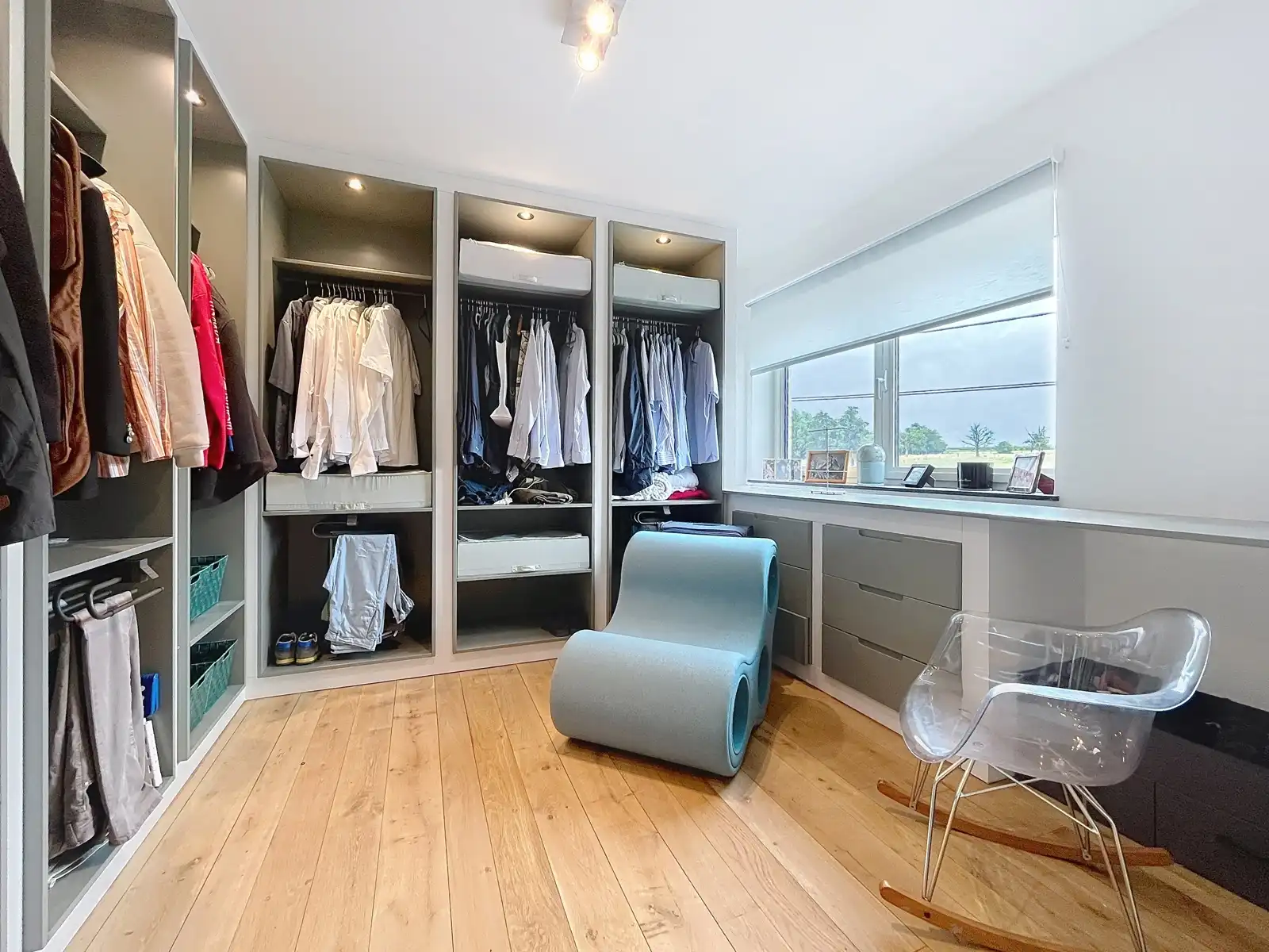 Villa met 5 (6) slks - 2 bdks - zwembad - 370m² bwb opp foto 15