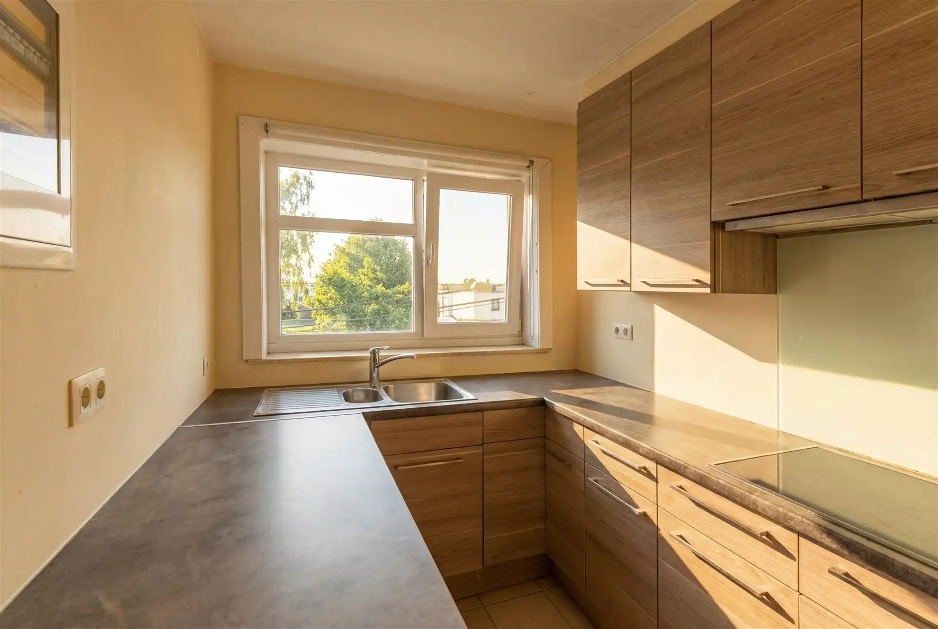 Energiezuinig 2 slaapkamer appartement met garage in Wetteren foto 7