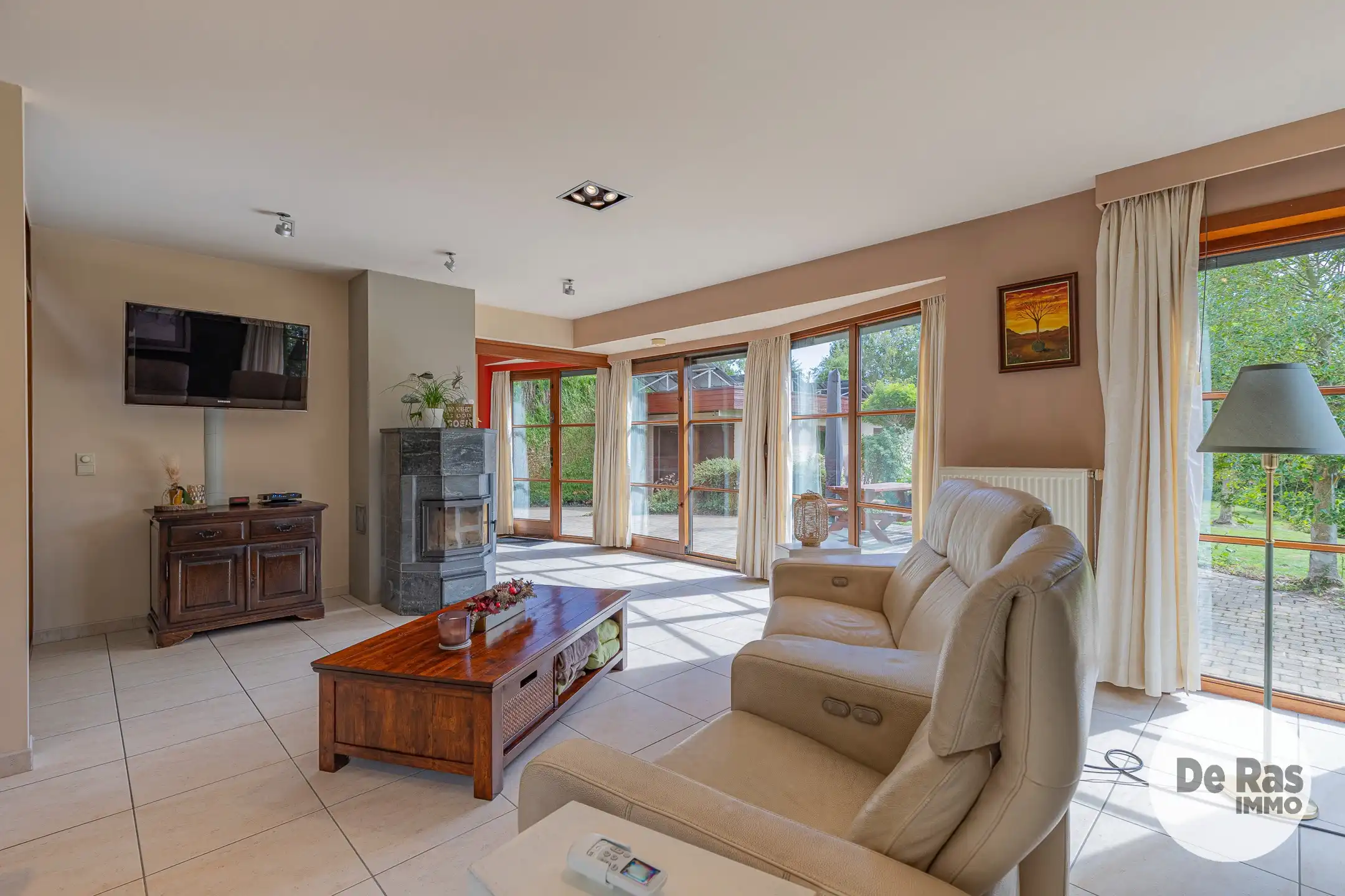 LEDE - Perfect onderhouden woning op een rustige locatie foto 6