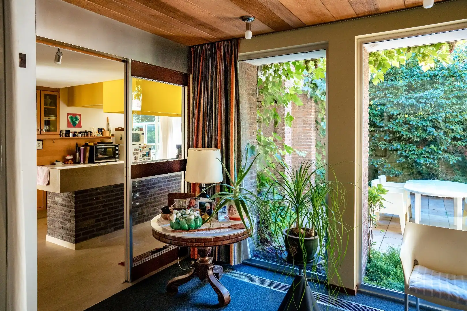 Unieke woning met 5 slaapkamers residentieel gelegen te Eeklo foto 8