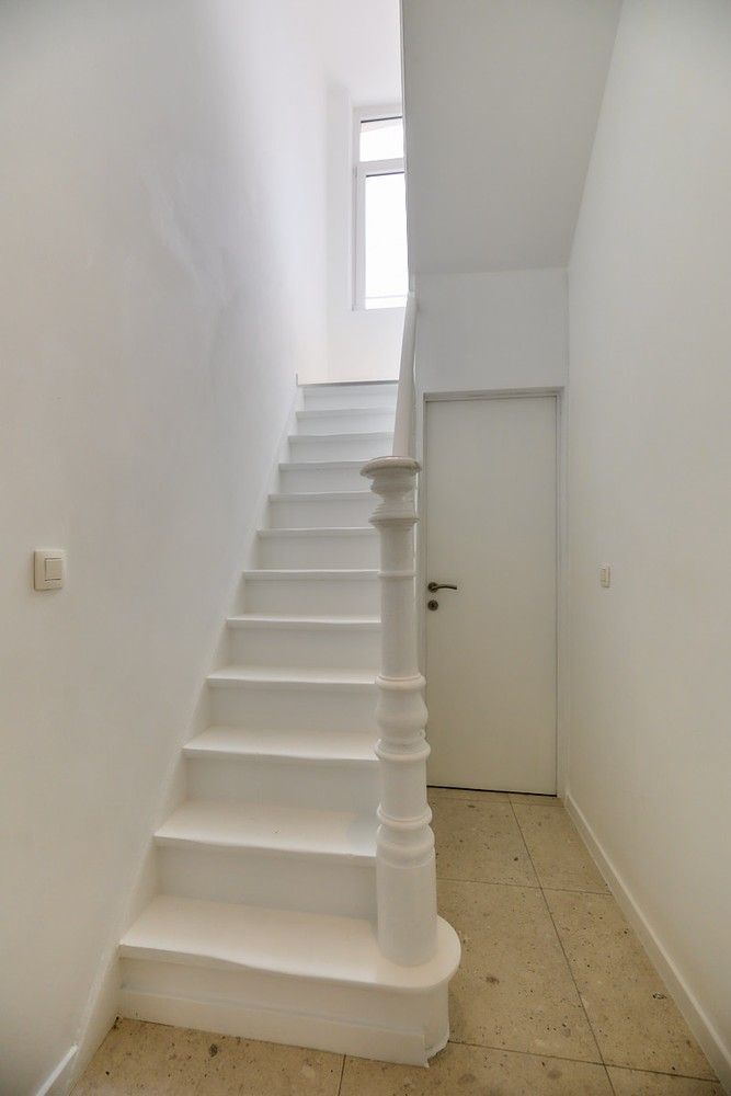 Vernieuwbouwwoning met 3 zeer ruime slaapkamers (20m²), bureau en stadstuin – instapklaar en energiezuinig foto 7