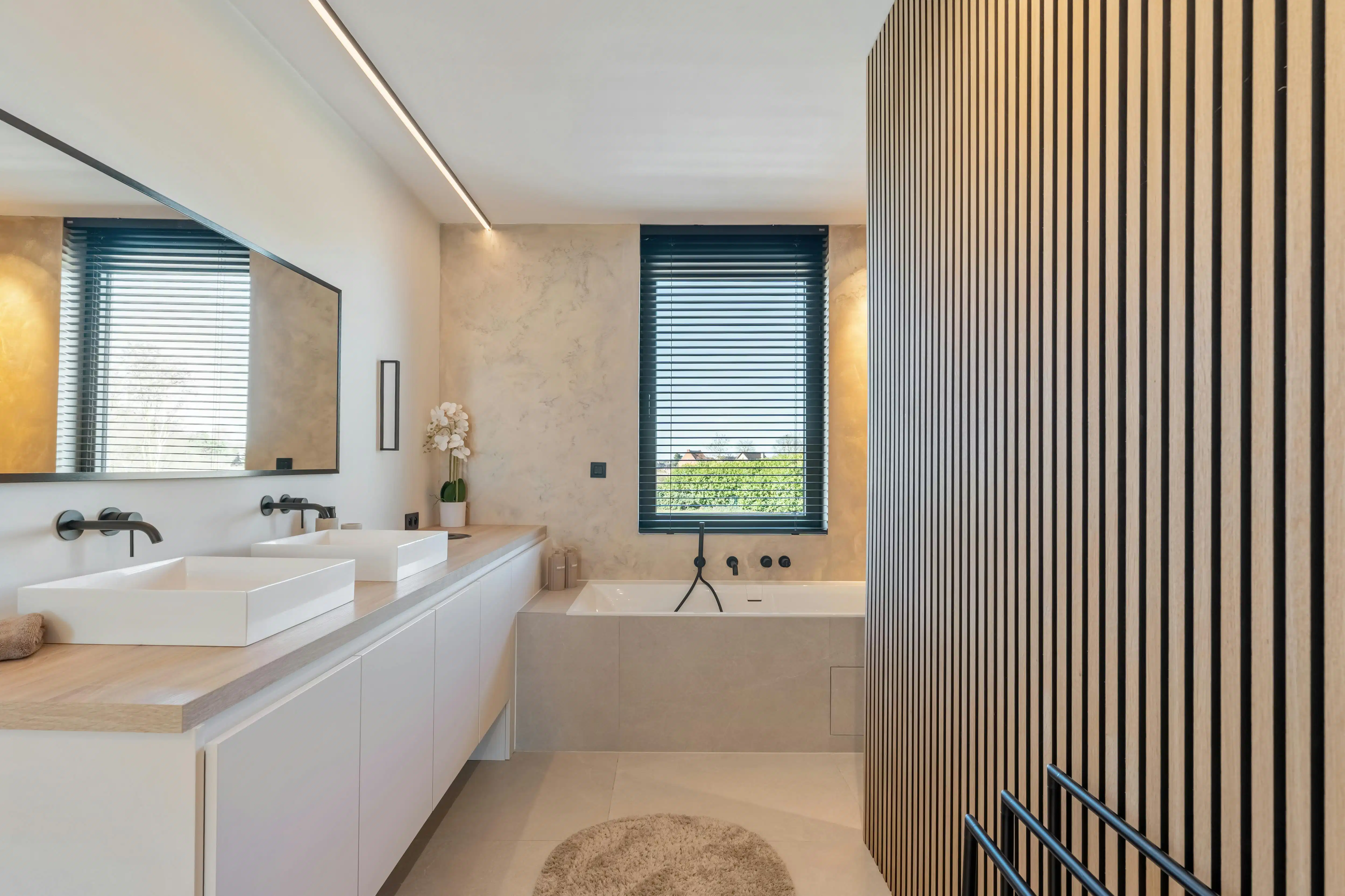 Exclusieve high-end villa met zwembad in Genk foto 14