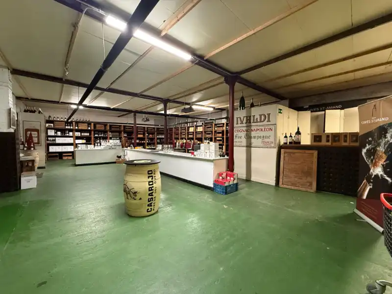 Winkel/polyvalent ruimte aan Gentbruggebrug foto 4