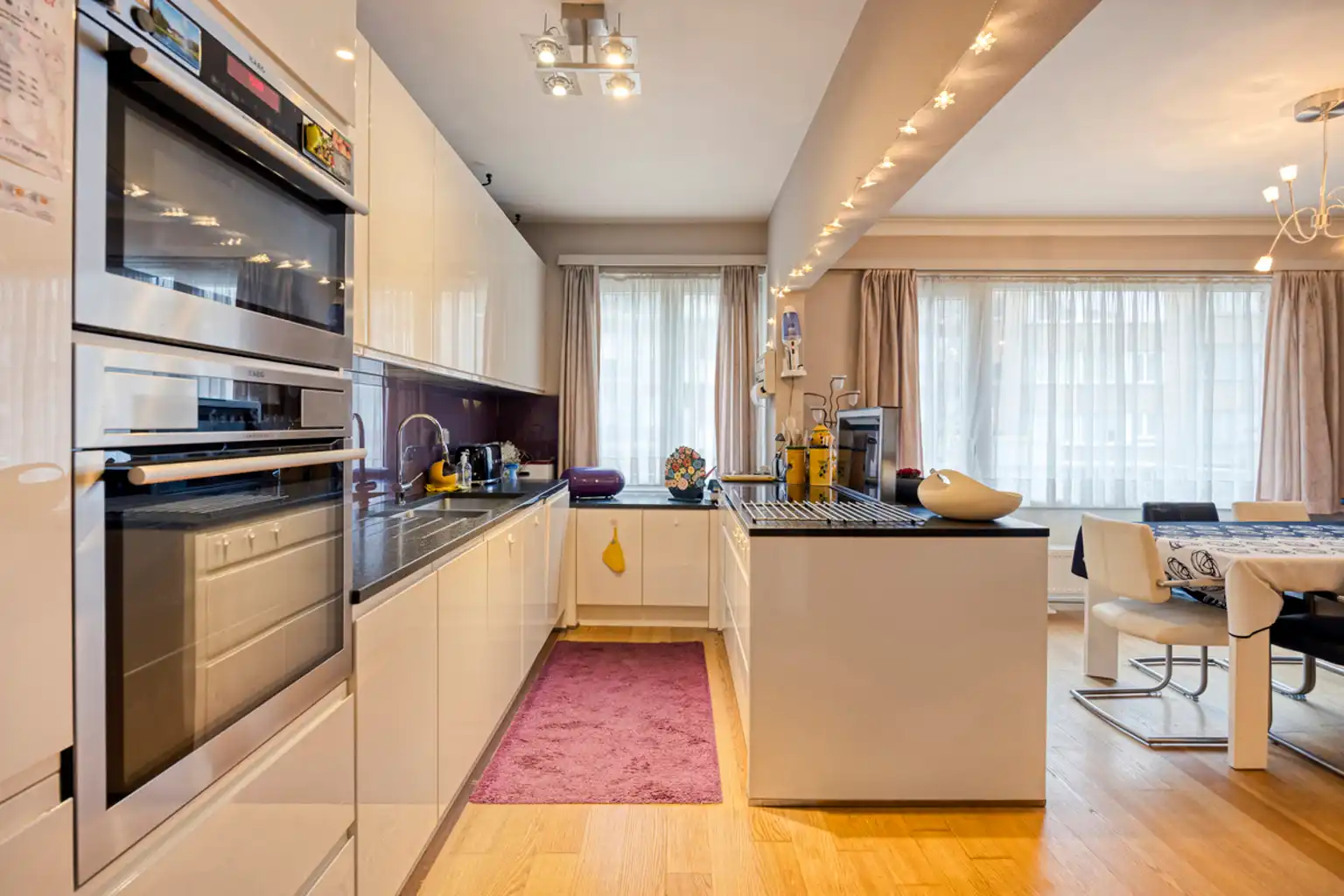 Instapklaar en lichtrijk 2-kamerappartement met garagebox  foto 8