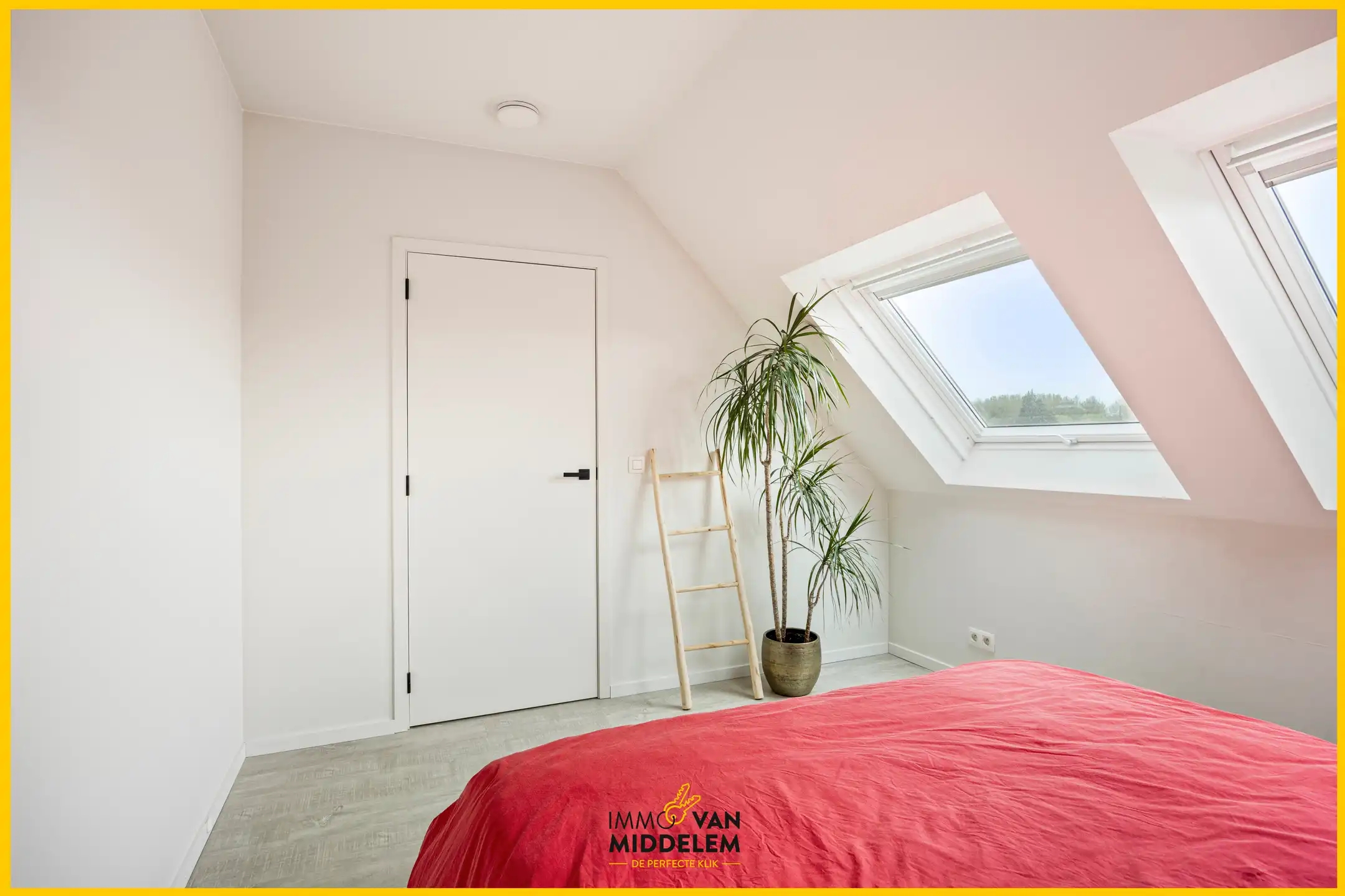 INSTAPKLAAR DUPLEX MET 2 KAMERS EN TERRAS foto 10