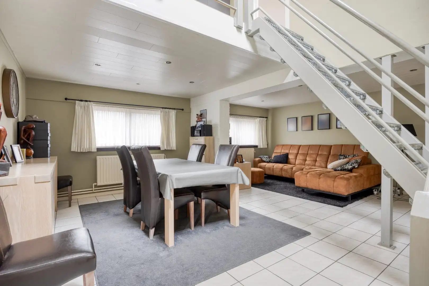 Instapklare woning met 3 slpks, zonnige tuin en vlotte bereikbaarheid !  foto 2