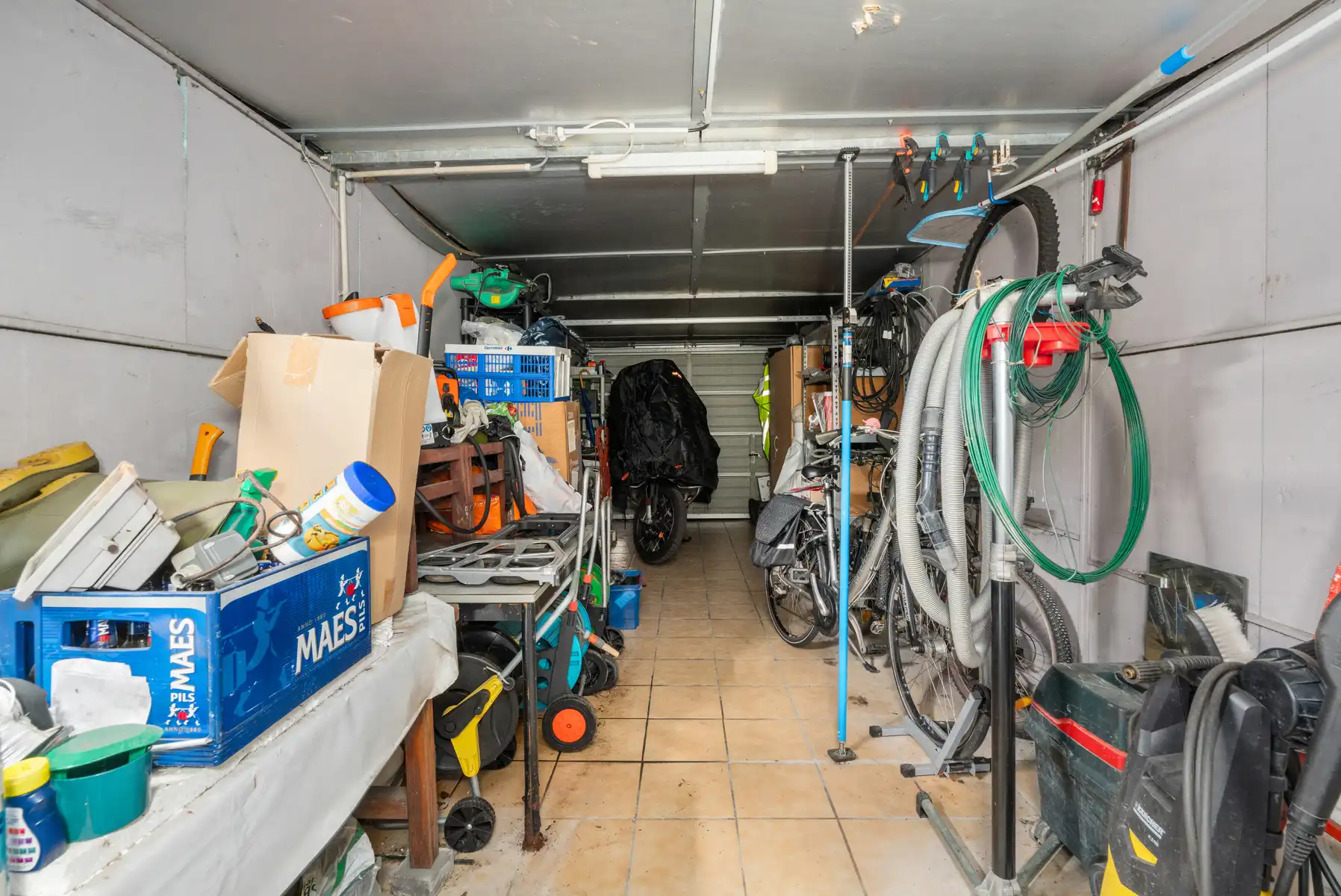 Gezinswoning met 4 slaapkamers, 2 badkamers in rustige wijk foto 29