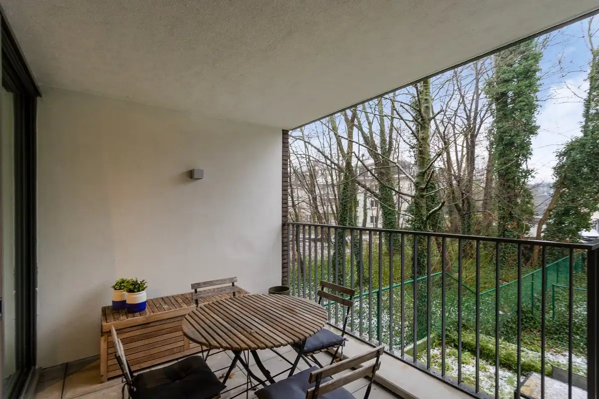 VERKOCHT - Energiezuinig 3 slaapkamer appartement met zonnig terras en tuin. foto 5