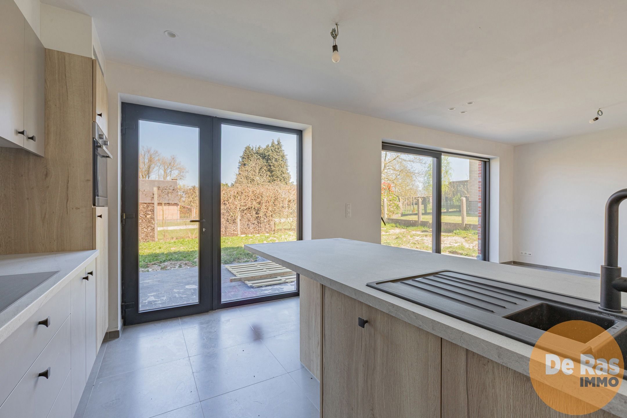 KERKSKEN - Ruime nieuwbouwwoning met 4slpk, garage en tuin! foto 6
