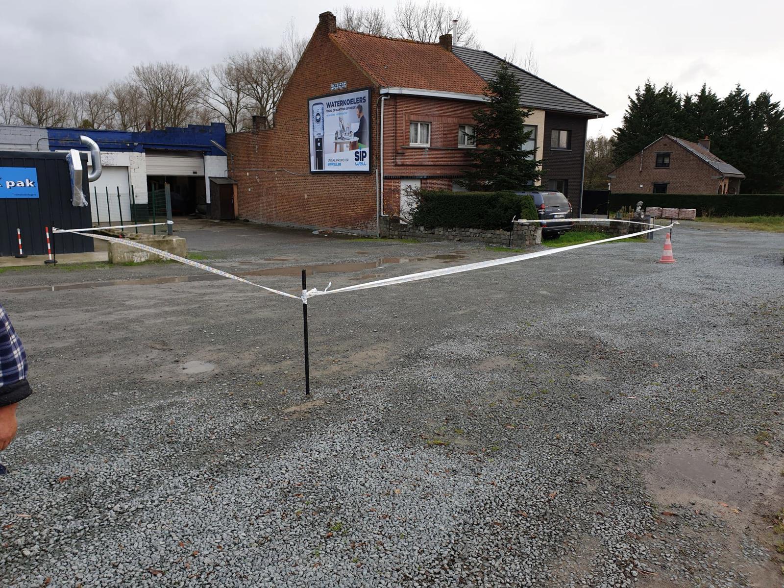 LIERDE - Terrein met loods op 1,3 ha foto 16