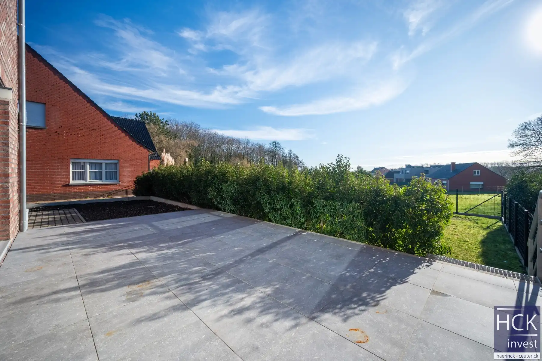 KRUISHOUTEM - Rustig gelegen ruime woning met groenzicht! foto 8