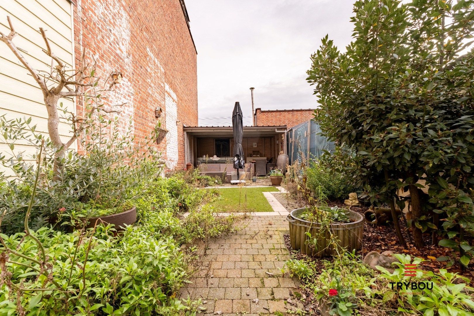 Centraal gelegen woning met tuin foto 13