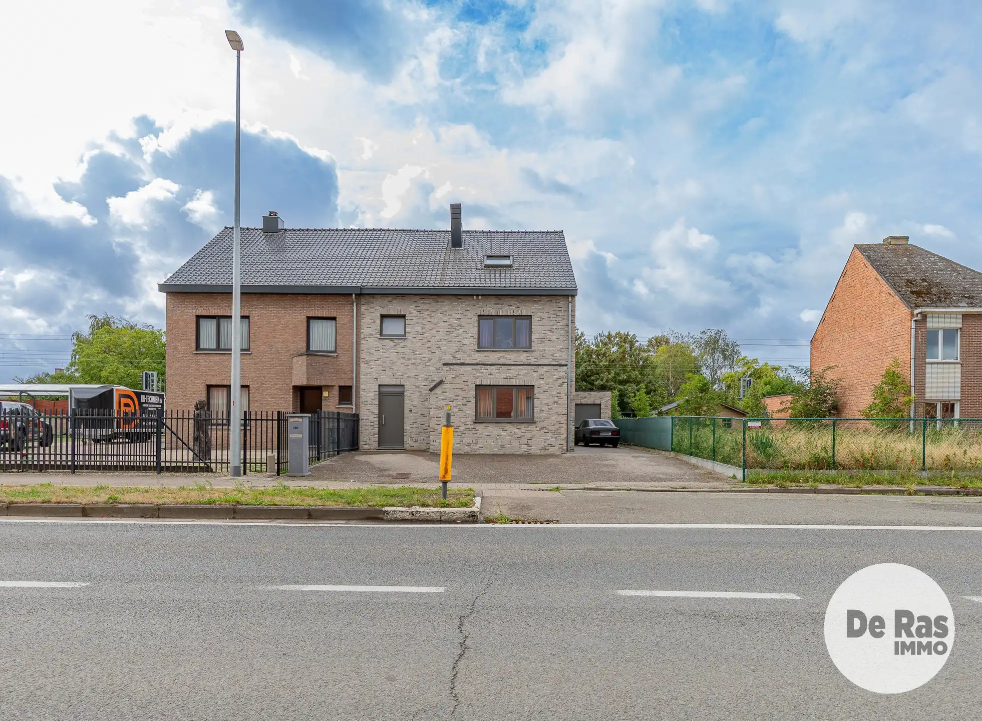 WICHELEN - Ruime duplex op centrale locatie/2 slp foto 2