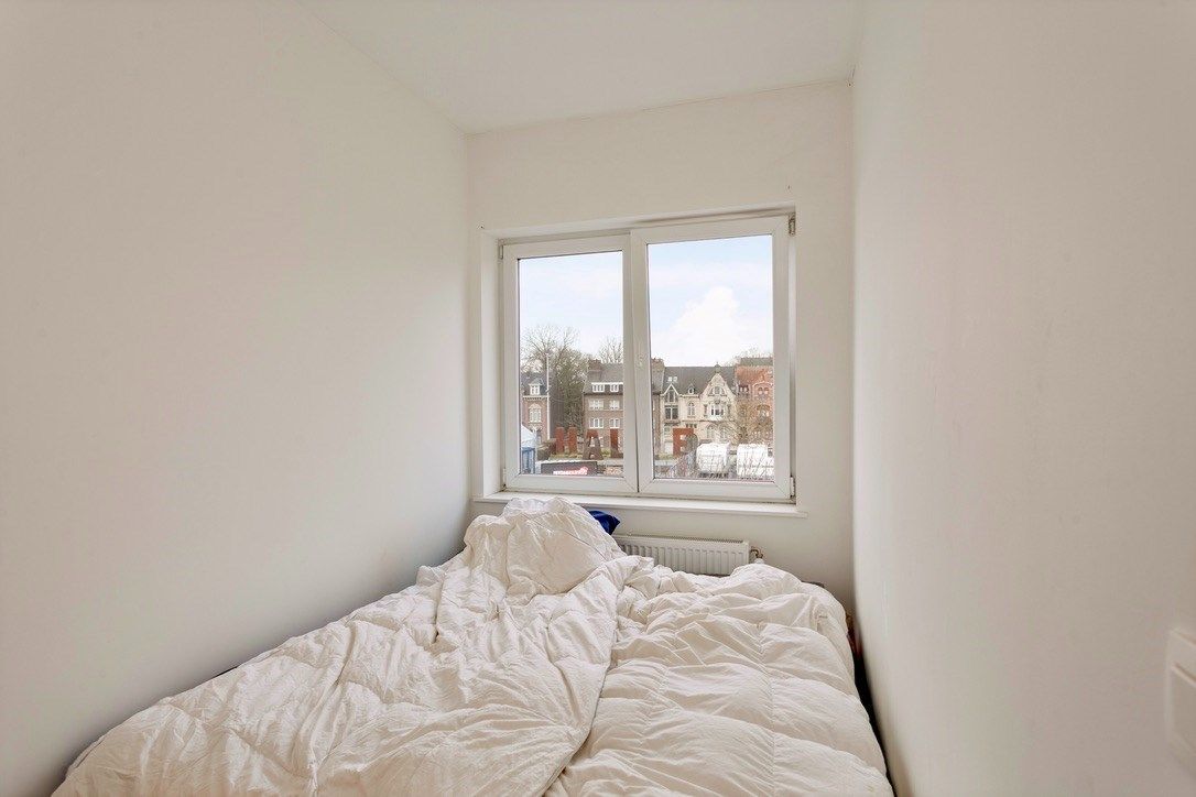 Gerenoveerd penthouse app. 3 slpk. met terras en kelder foto 10