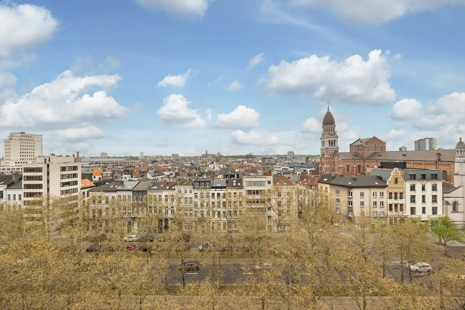 Lumineuze penthouse met giga-terras op absolute toplocatie op 't Zuid te Antwerpen! foto 8